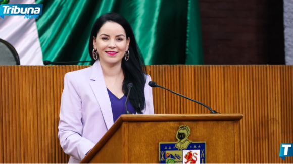 Brenda Velázquez propone identificar vehículos oficiales en la Constitución de NL