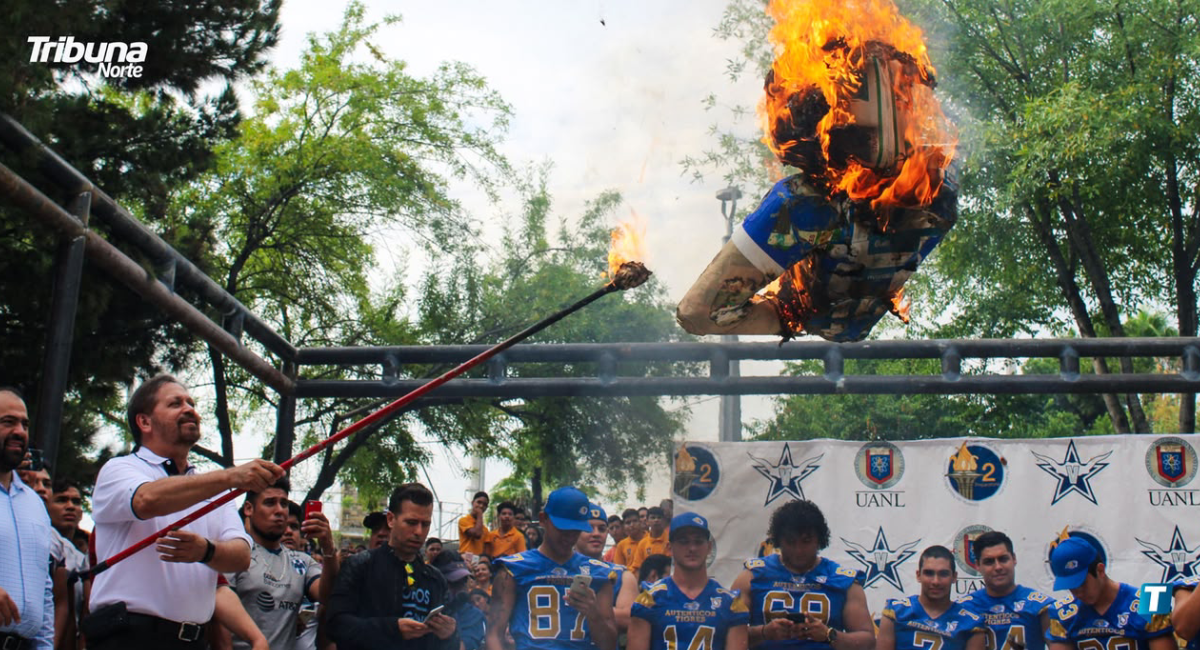 Auténticos Tigres encienden la previa del Clásico Estudiantil con la tradicional Quema del Borrego