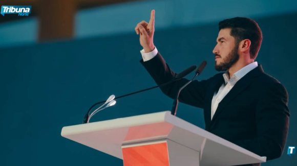 Desaire en Congreso NL: Samuel García rehúye el careo y envía Quinto Informe por escrito