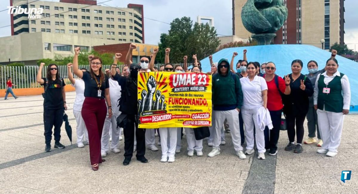 Protestan empleados del IMSS este martes en avenidas del poniente de Monterrey