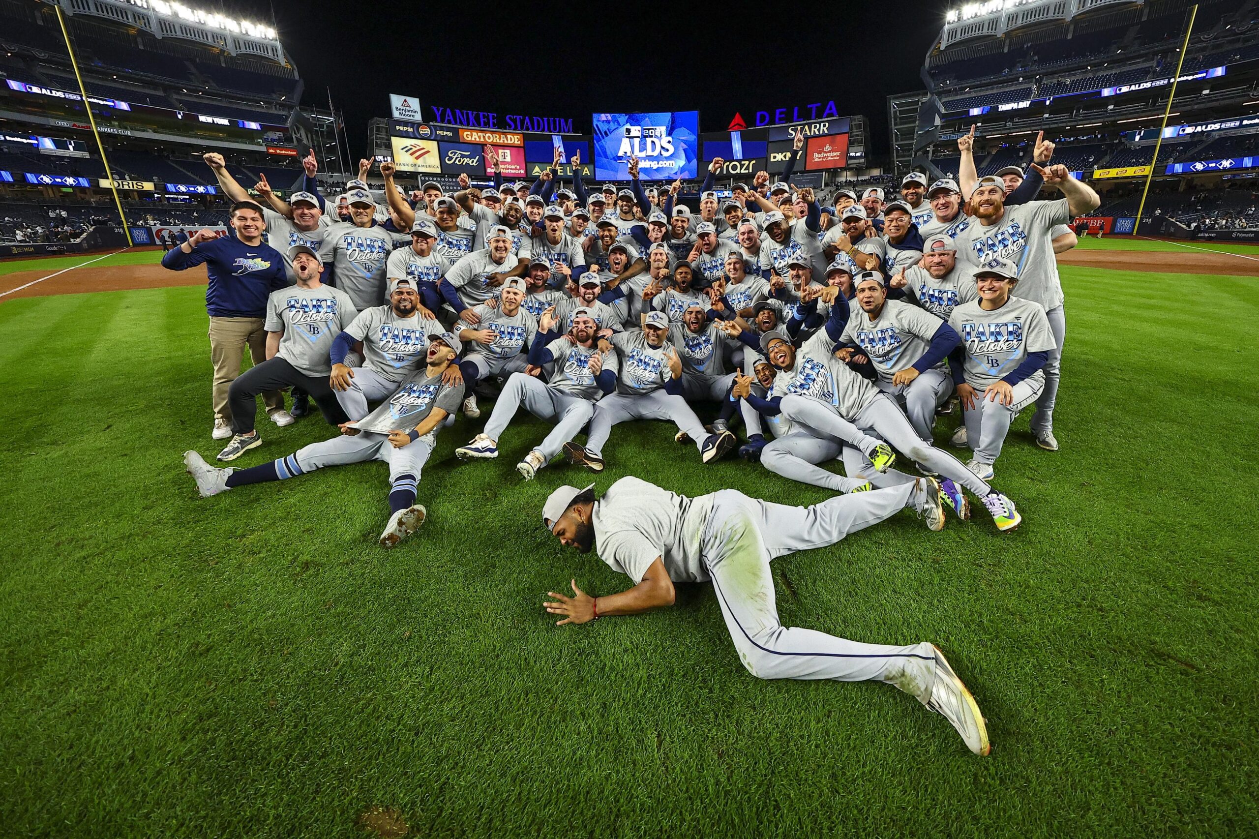 Rays eliminan a Yankees y avanzan a la Serie de Campeonato de la Liga Americana de la MLB