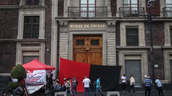Termina huelga de casi un año en Nacional Monte de Piedad