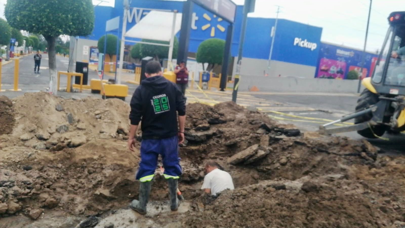 CDMX: Fuga afecta suministro en 6 colonias de Álvaro Obregón