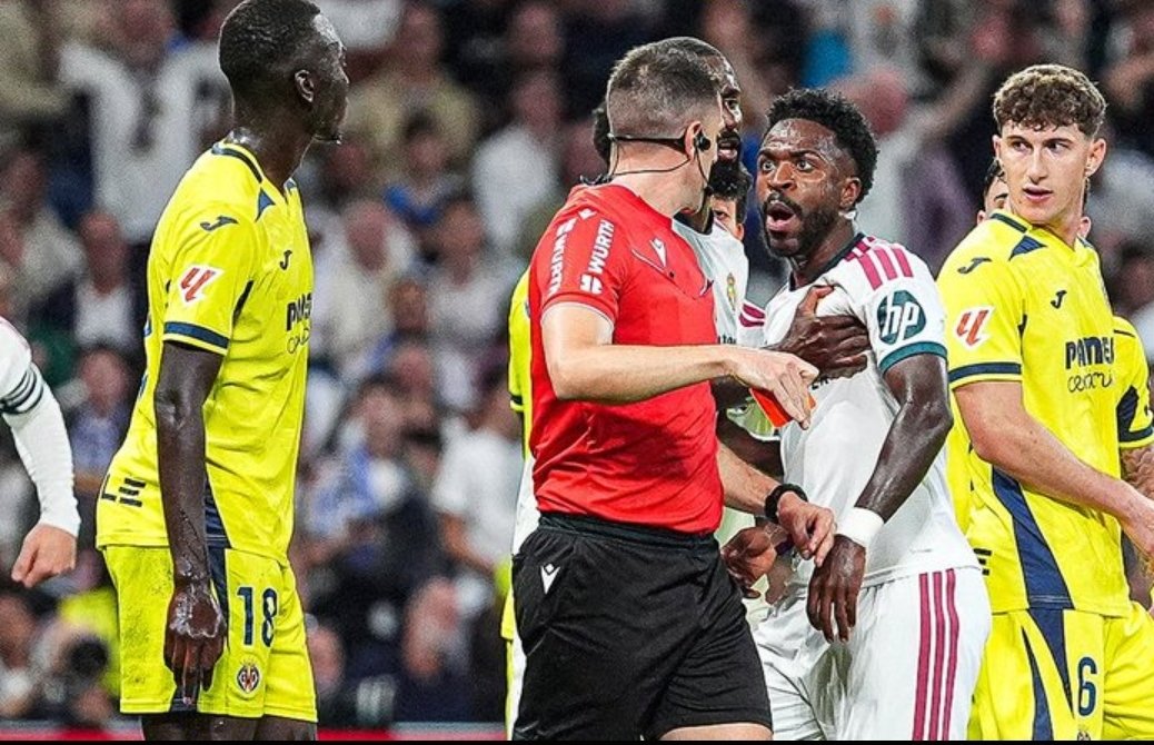 LaLiga: ¡Insólito! Vinicius Júnior es expulsado por jalar del pelo a un jugador del Villarreal