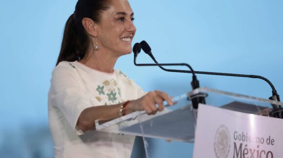 Sheinbaum destaca que el alza de 154% al salario mínimo fortaleció el Fondo de Vivienda del Infonavit