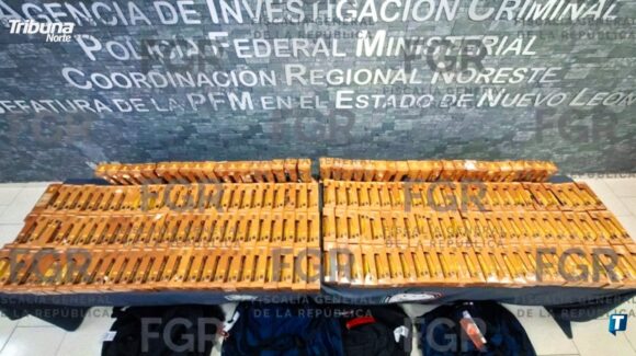 Decomisan cocaína líquida disfrazada de “producto milagro” en el Aeropuerto de Monterrey