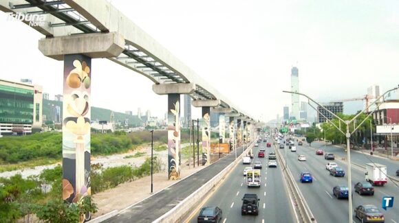 Descarta el Gobierno del Estado de Nuevo León afectaciones en el carril exprés de Constitución tras intensas lluvias