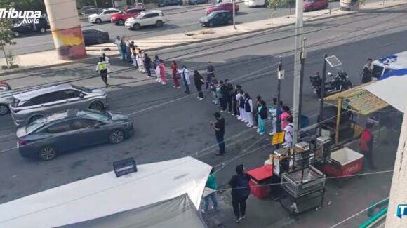 Zoé Robledo defiende operación del IMSS ante protestas y anuncia consulta salarial