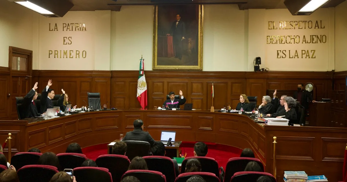 SCJN avala prohibición de comida chatarra en escuelas, preparatorias y universidades de México