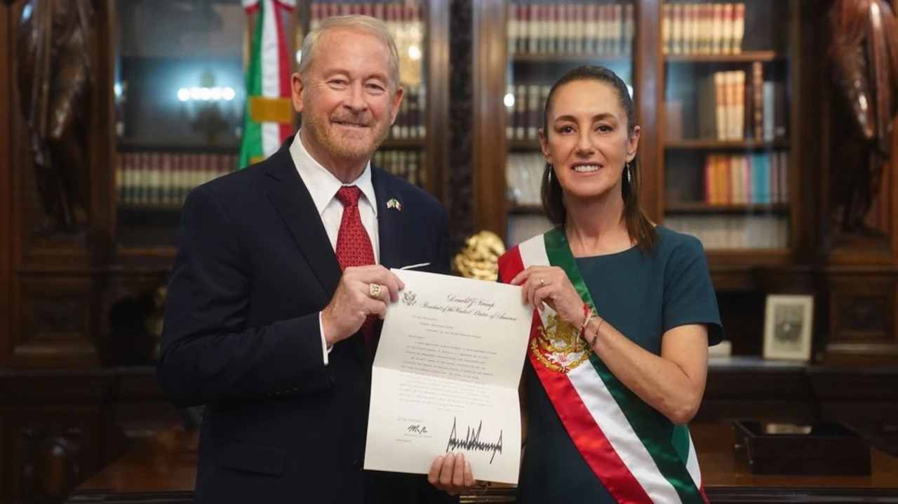 Sheinbaum se reunirá con empresarios de EU y Ronald Johnson tras la polémica por academia policial en Querétaro